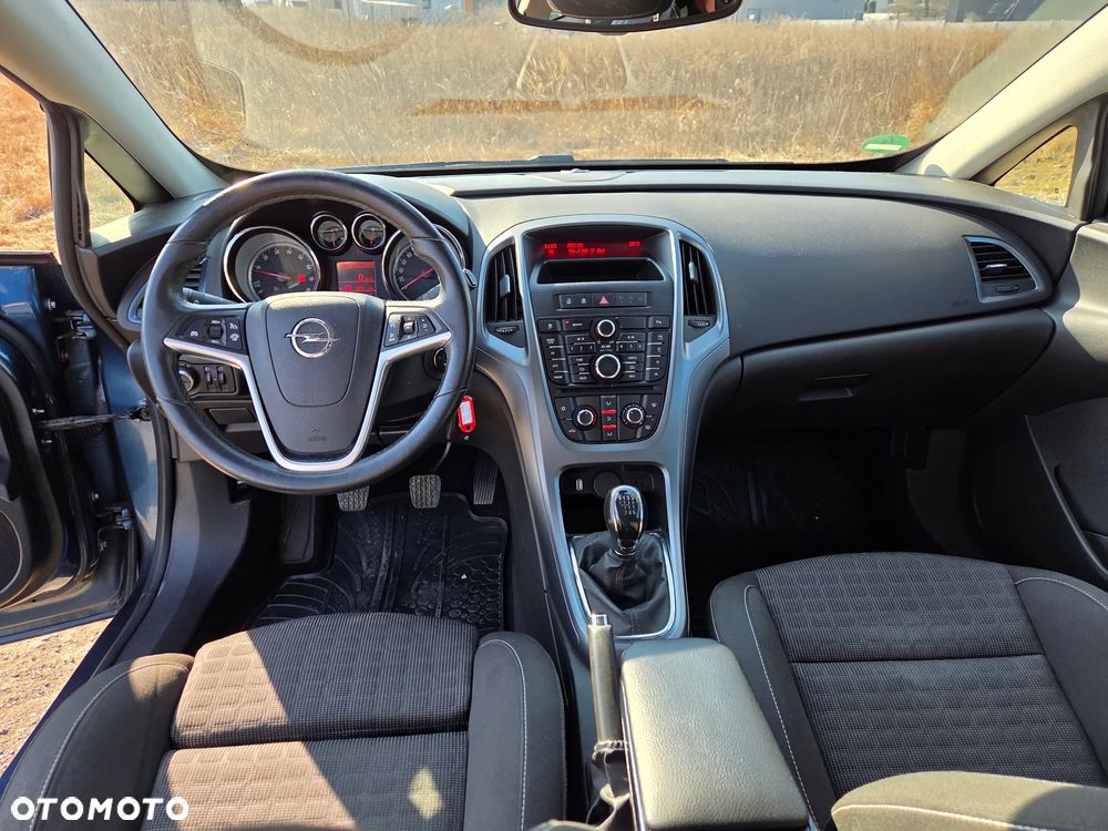 Opel Astra 1.4 Turbo - 5