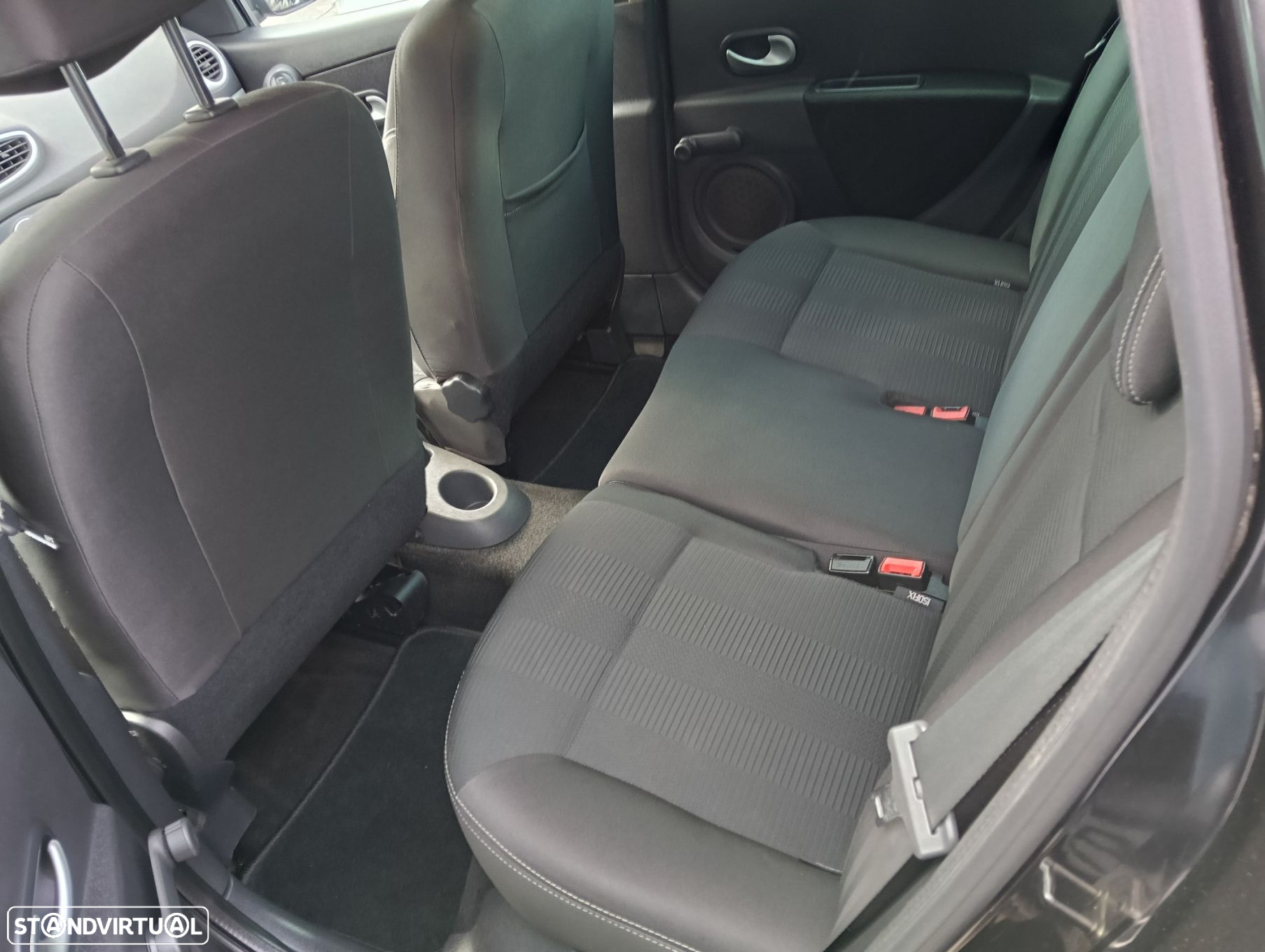 Renault Clio 1.2 TCE Dynamique S - 19