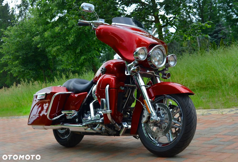 Harley-Davidson FLHTCU Ultra - 3