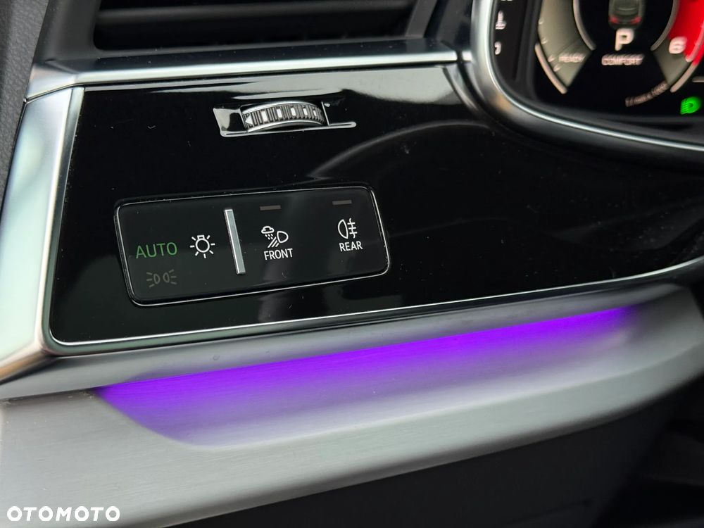 Audi Q7 50 TDI quattro tiptronic S line - 28