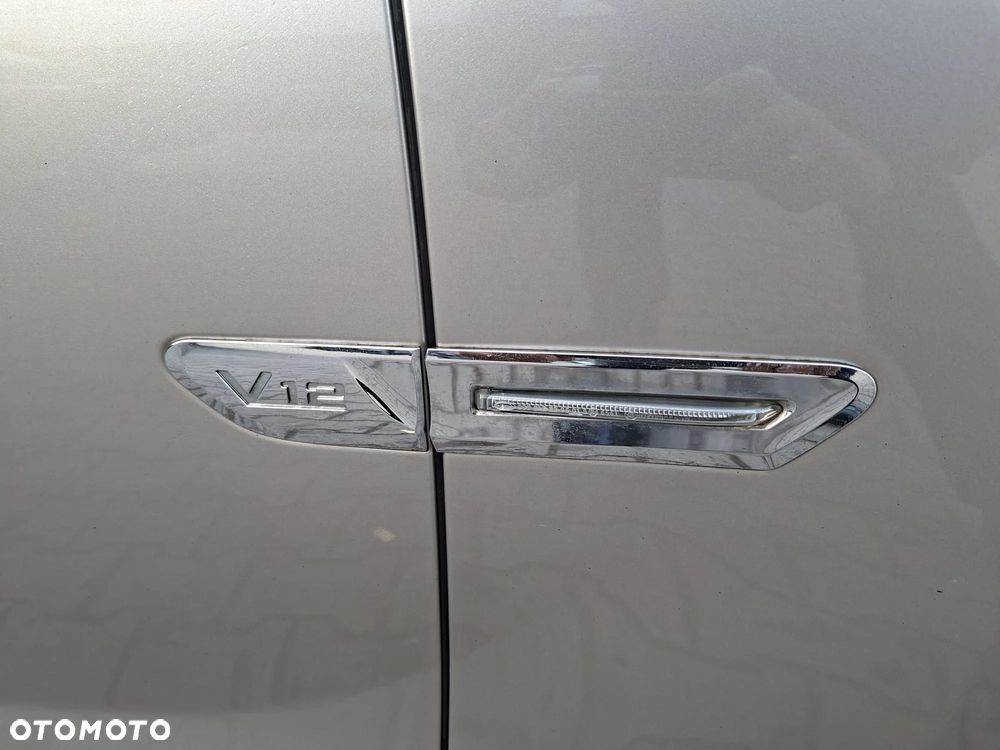 BMW Seria 7 760i L - 21