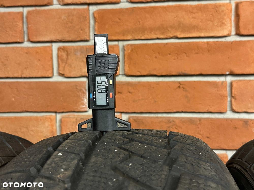 Opony Continental 4X4WINTERCONTACT 235/65R17 2025 8mm Jak Nowe - 7