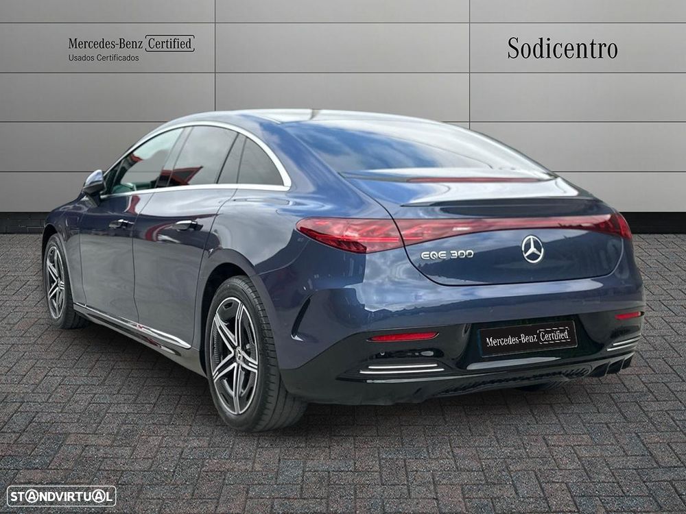 Mercedes-Benz EQE 300 - 4