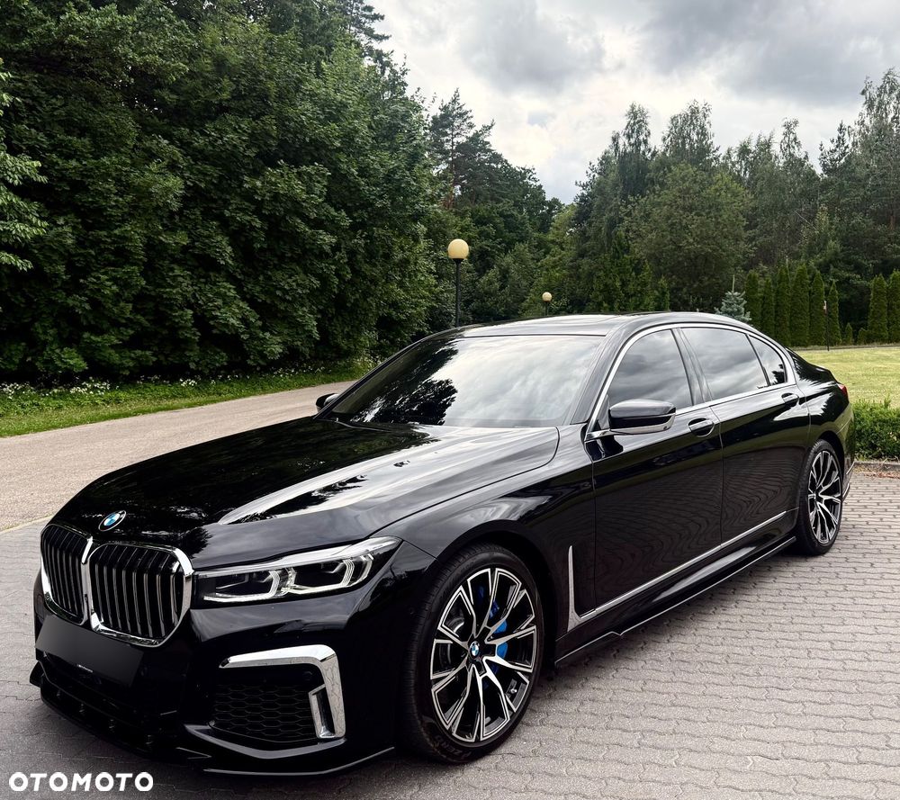 BMW Seria 7 750i xDrive sport - 3