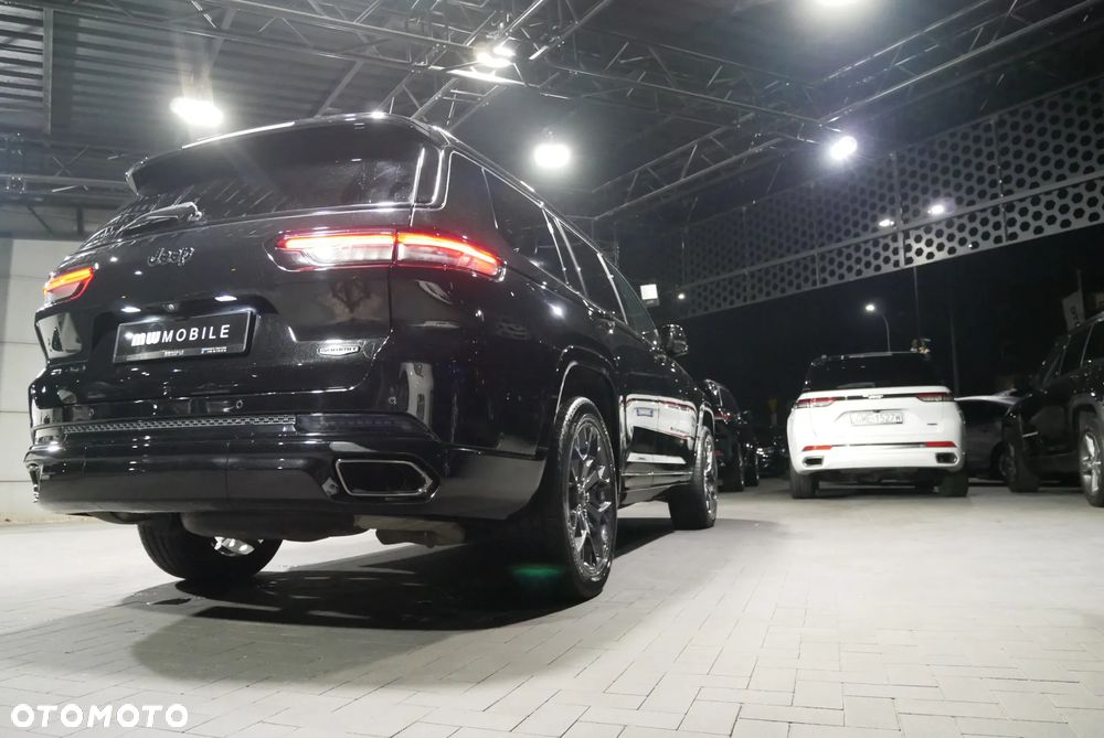 Jeep Grand Cherokee - 37