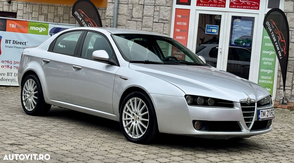 Alfa Romeo 159 - 2
