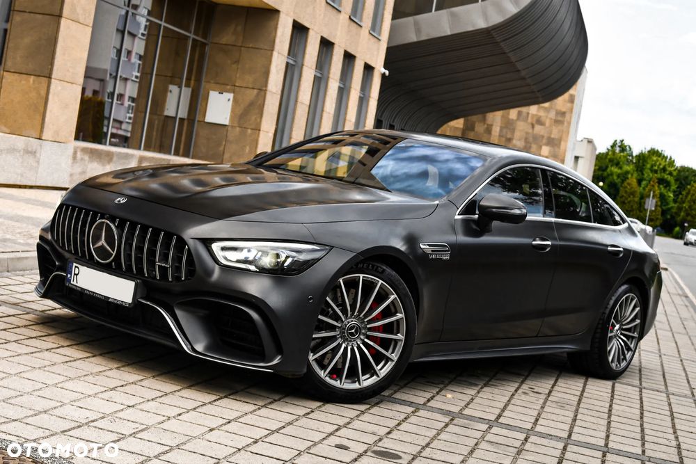 Mercedes-Benz AMG GT - 1