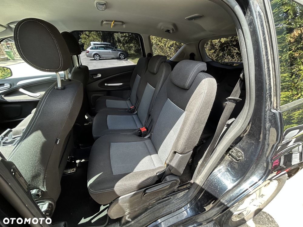 Ford S-Max - 6