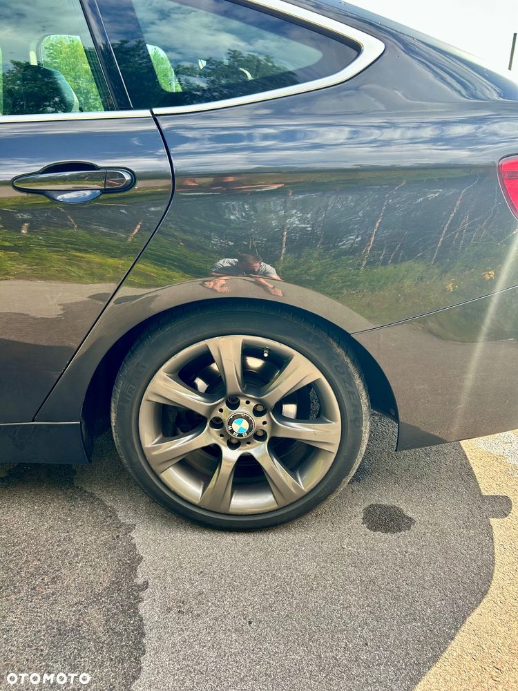 BMW 3GT 318d Sport Line - 23