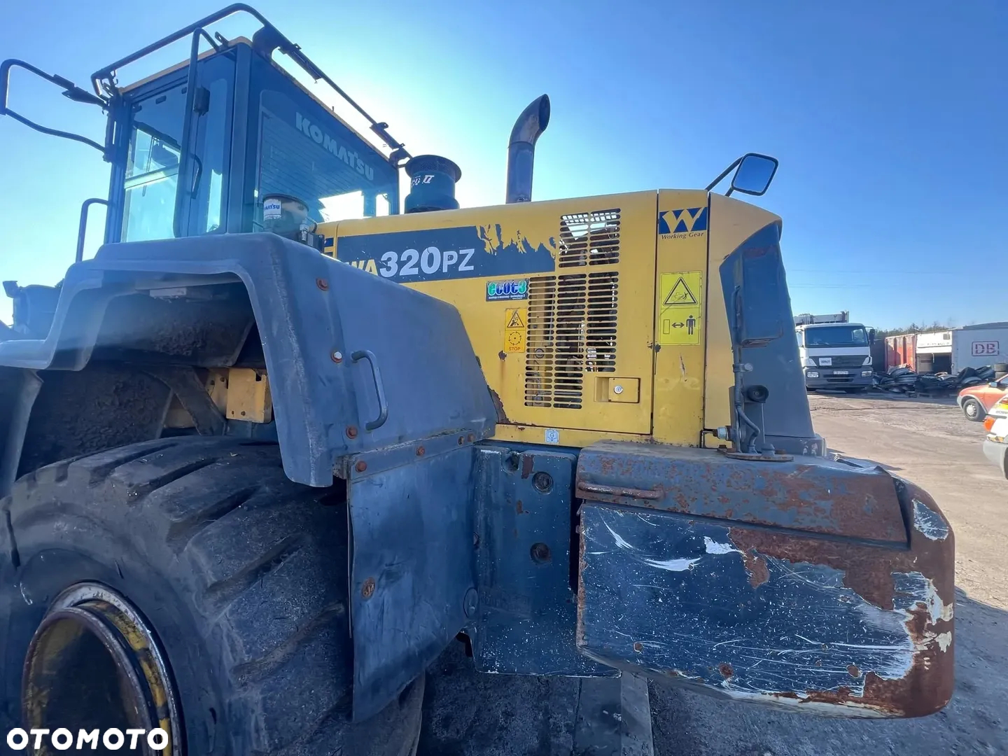 Komatsu - 5
