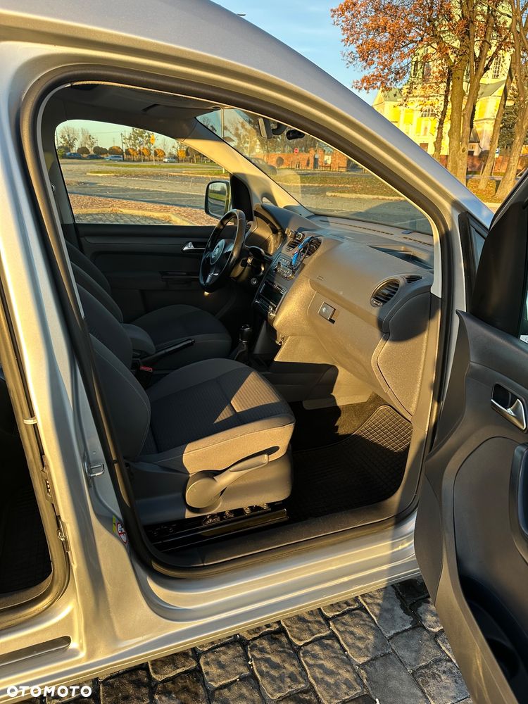 Volkswagen Caddy - 18