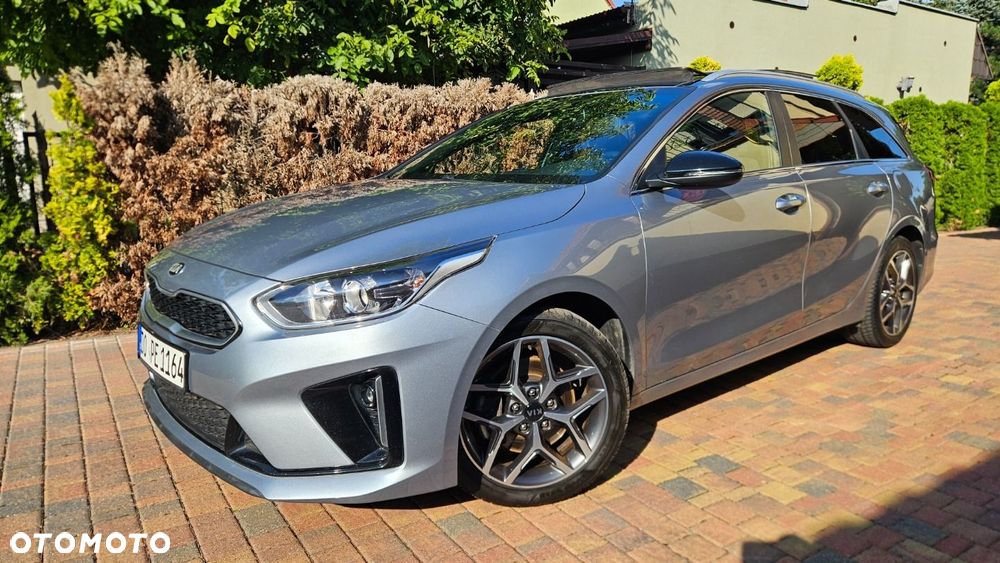 Kia Ceed SW 1.5 T-GDI DCT7 OPF GT Line - 2