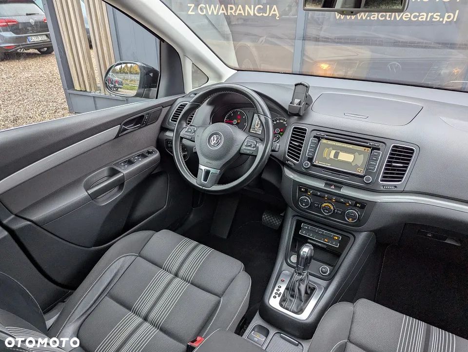 Volkswagen Sharan 2.0 TDI DSG Blue Motion Match - 23