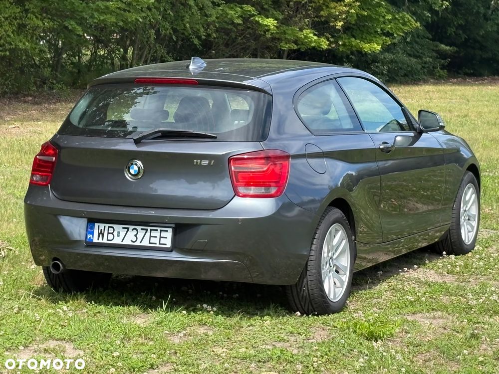 BMW Seria 1 116i - 7