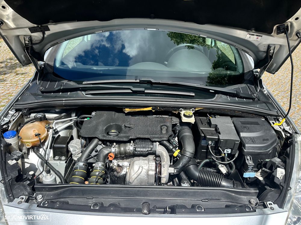 Peugeot 308 1.6 HDi Sport CVM6 - 40