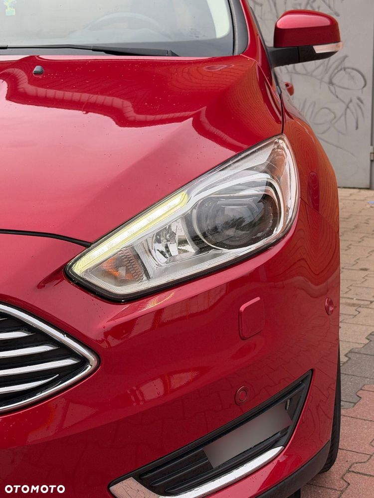 Ford Focus 1.0 EcoBoost Titanium - 18