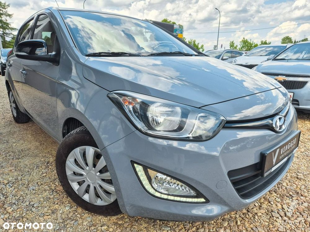 Hyundai i20 1.2 Fifa World Cup Edition - 2