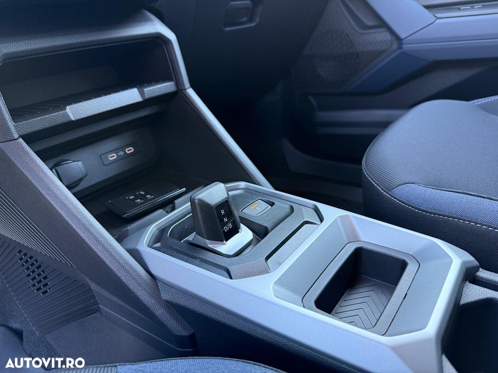 Dacia Duster HEV 140 Journey - 12