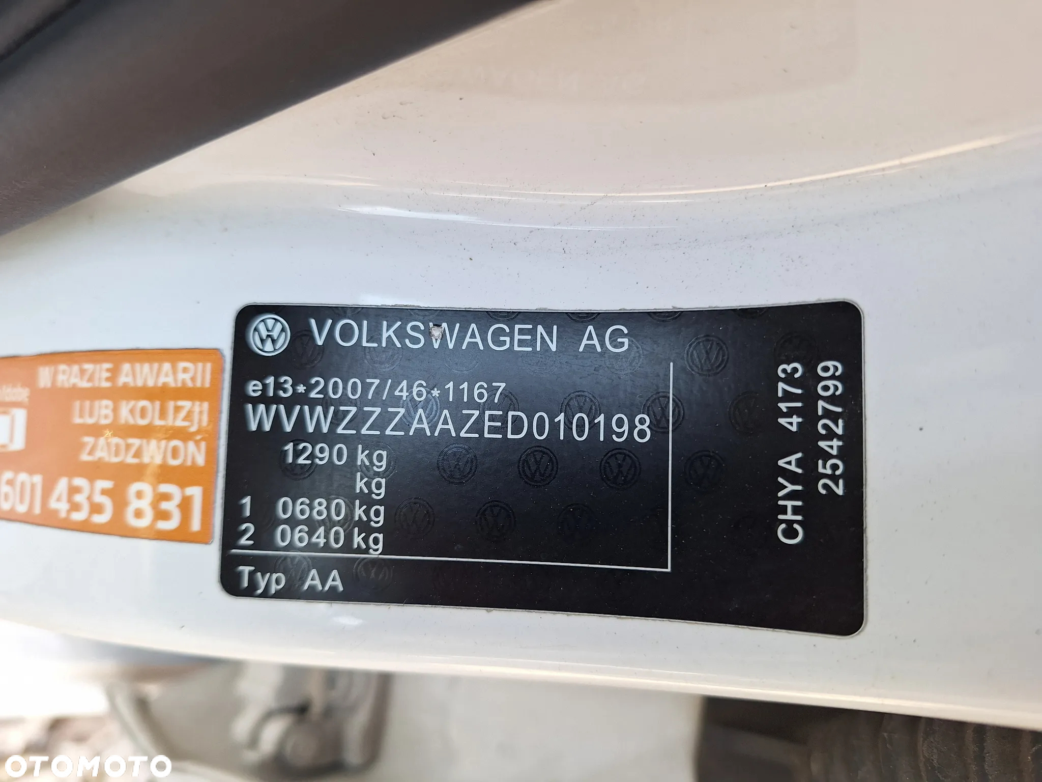 Volkswagen up! 1.0 high - 30