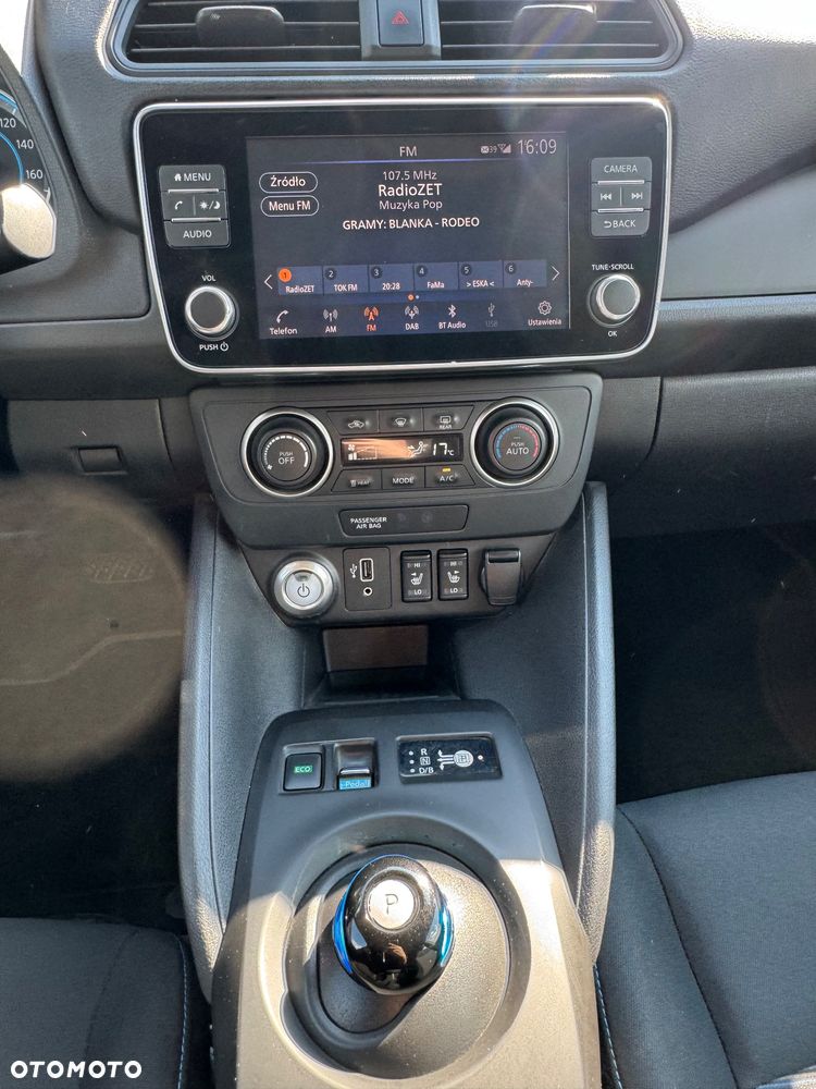 Nissan Leaf 40kWh Acenta - 21
