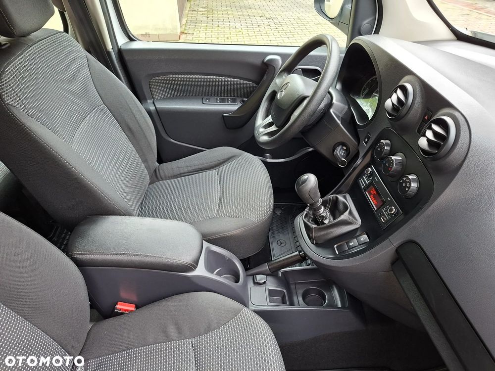 Mercedes-Benz Citan Tourer 415.703 - 12