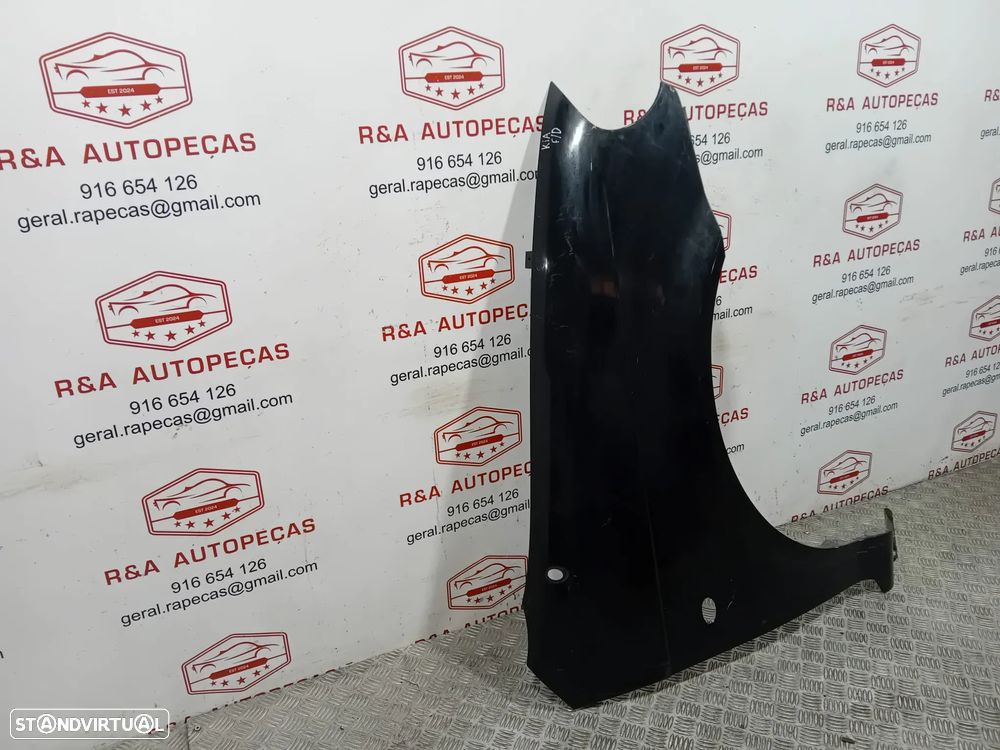 Guarda Lamas Frente Frontal Direito Kia Carnival Original - 3