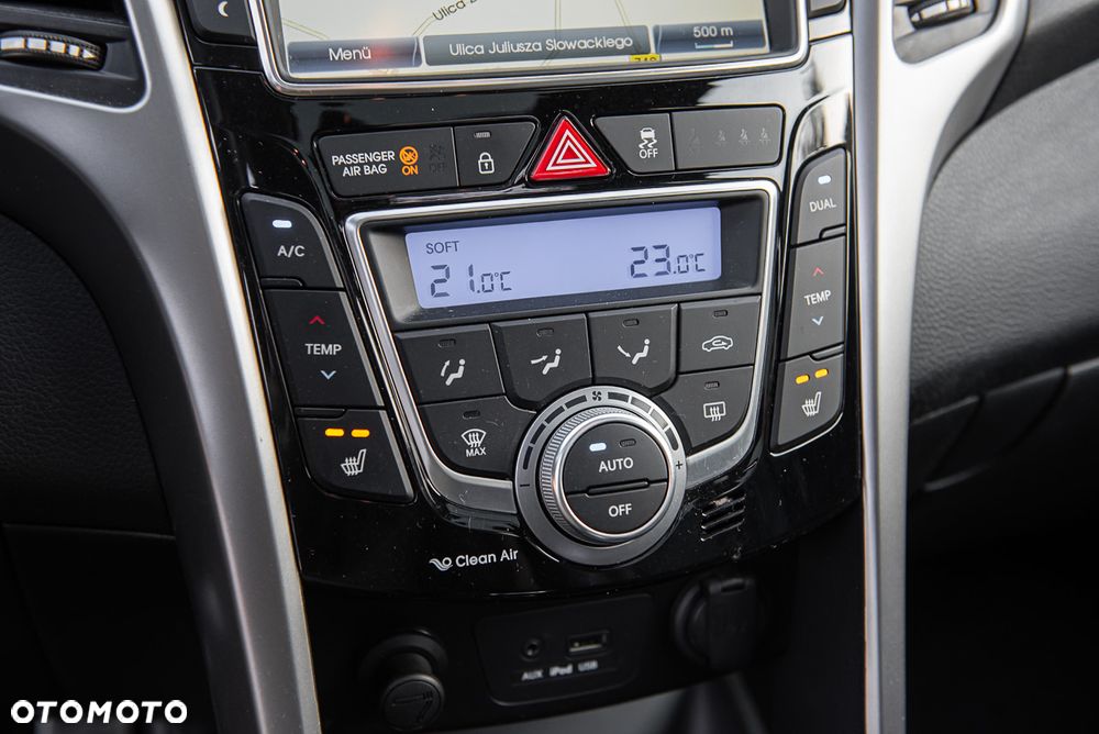 Hyundai i30 1.6 CRDi Automatik Trend - 29