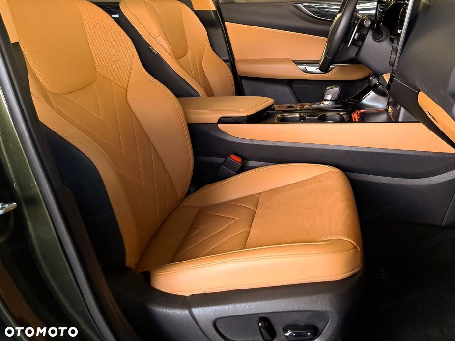 Lexus NX - 9