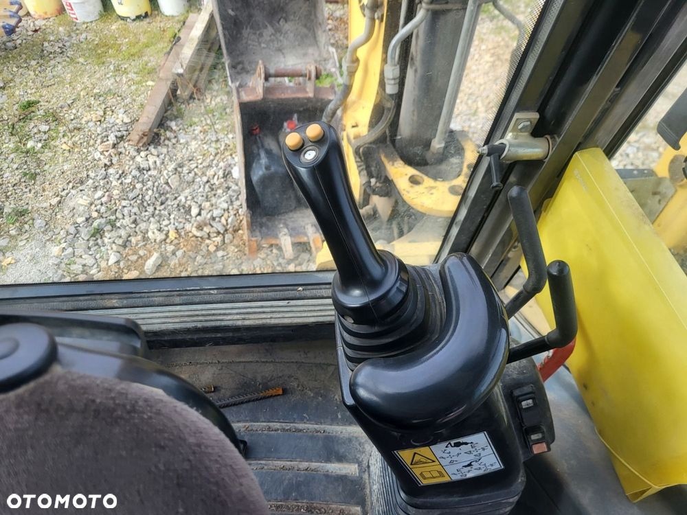 New Holland B110B 4X4 - 30