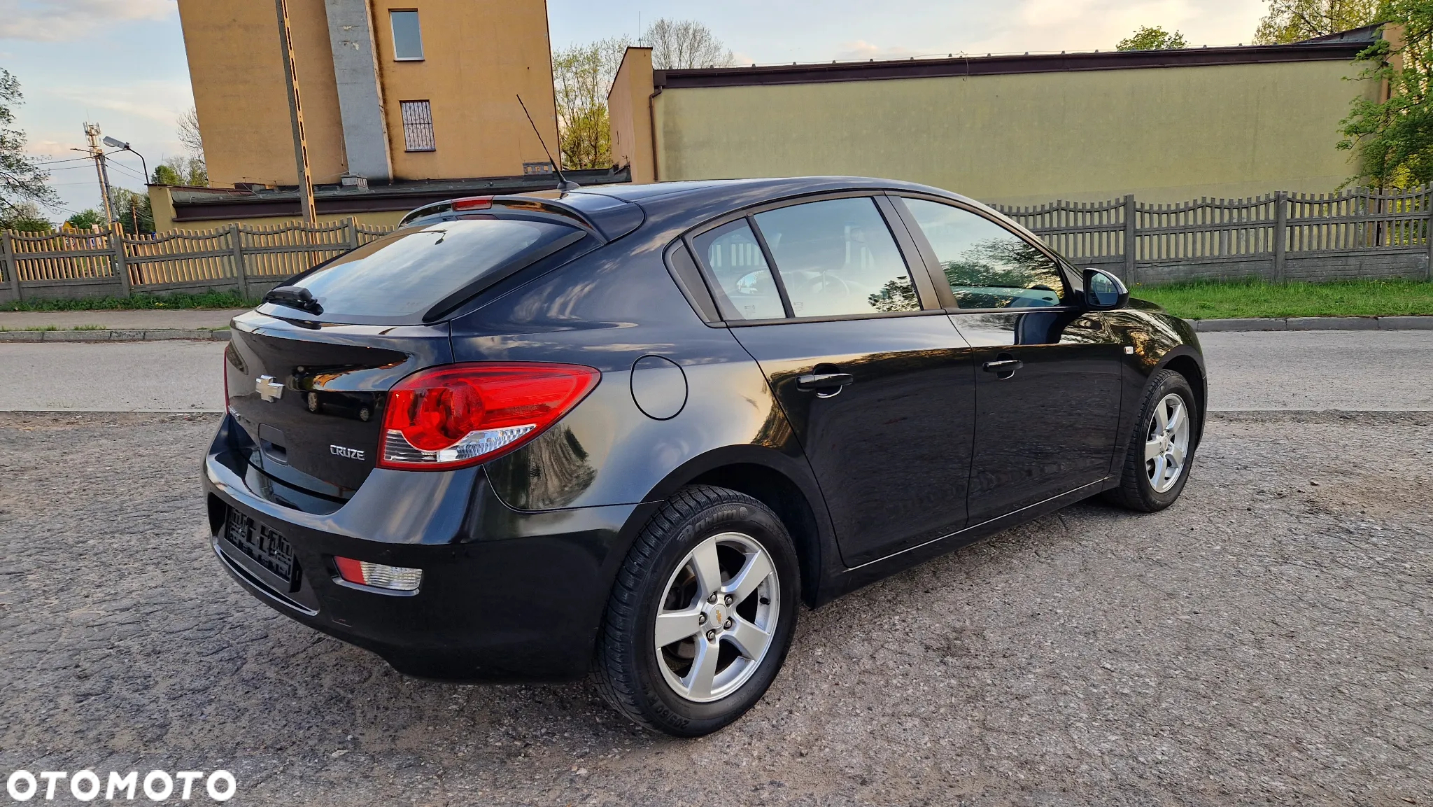 Chevrolet Cruze 1.6 LT - 4
