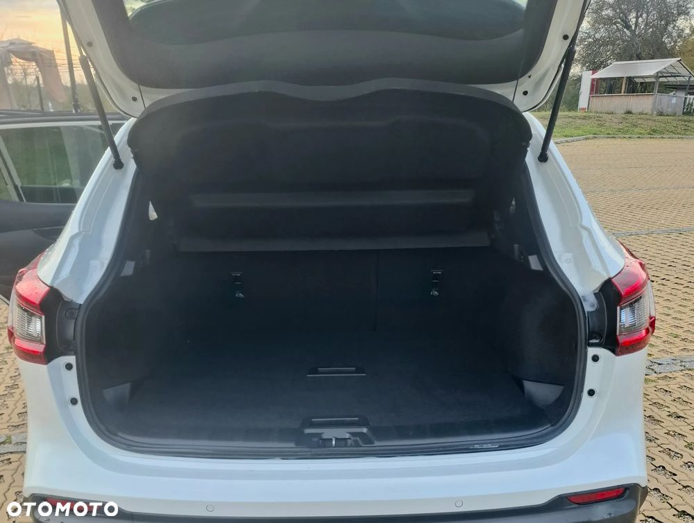 Nissan Qashqai 1.3 DIG-T N-Connecta DCT - 21