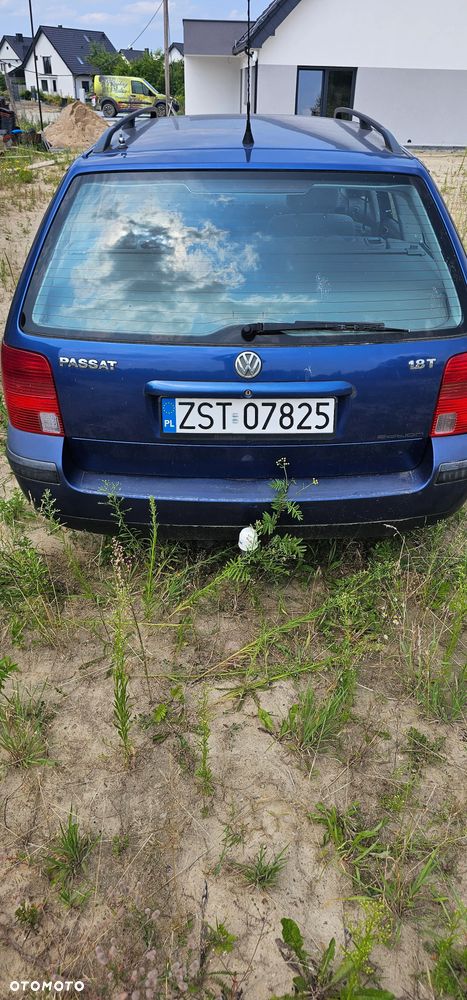 Volkswagen Passat 1.8T - 2