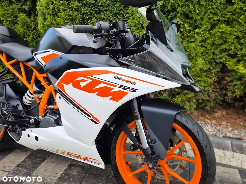 KTM RC 125 - 10