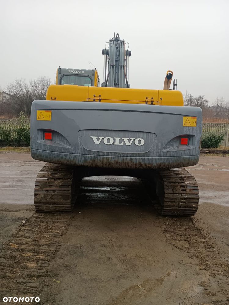 Volvo EC240 BNLC - 8