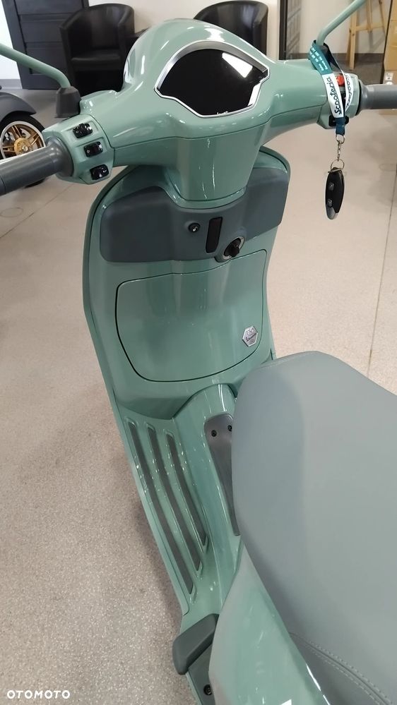 Vespa Primavera - 6