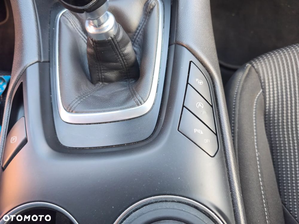 Ford Mondeo 2.0 EcoBlue Titanium - 24