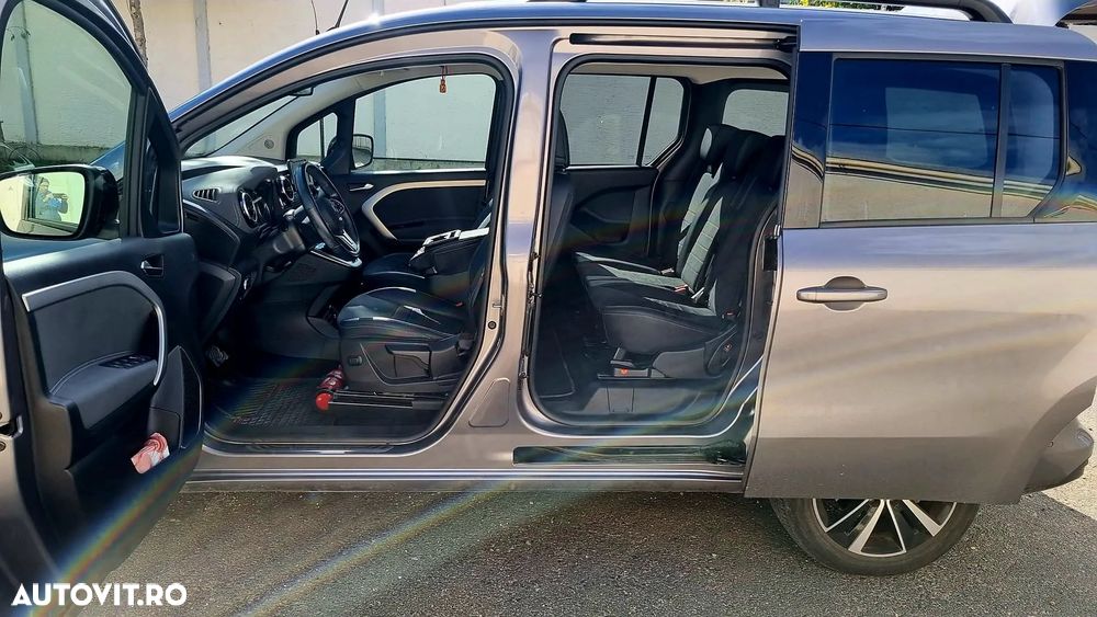 Mercedes-Benz EQT - 5