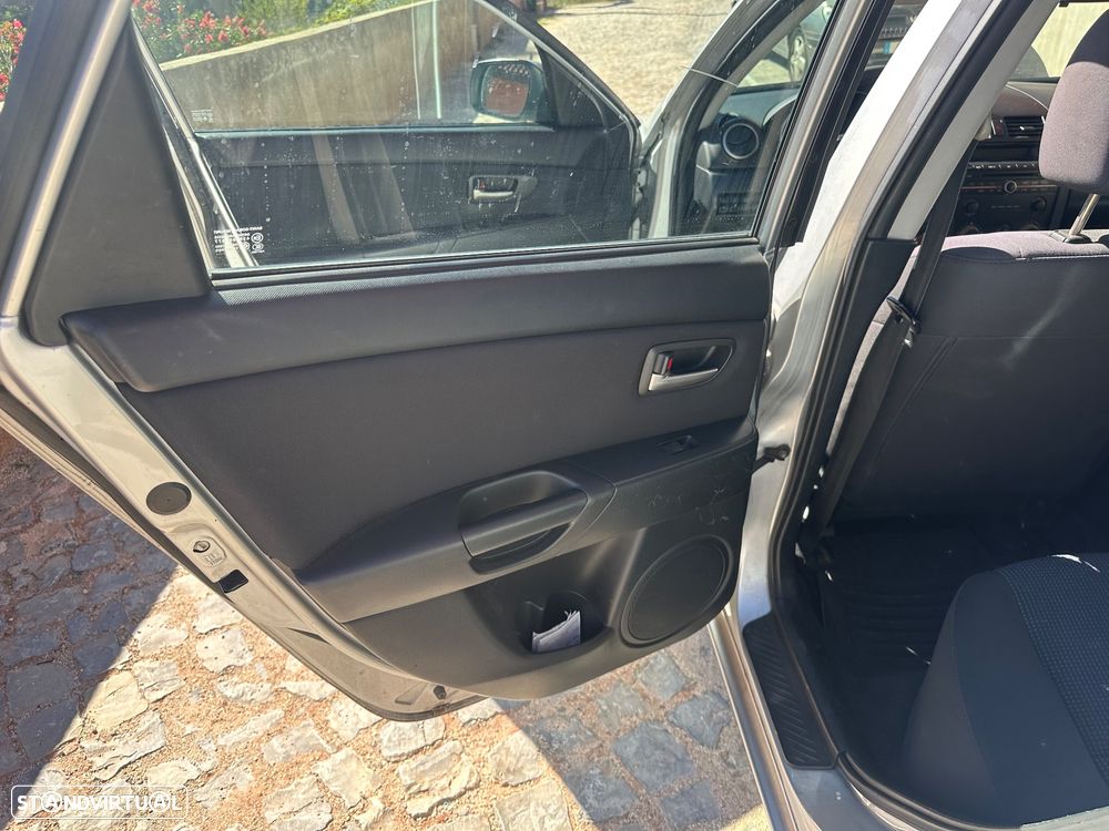 Mazda 3 Hatchback - 9