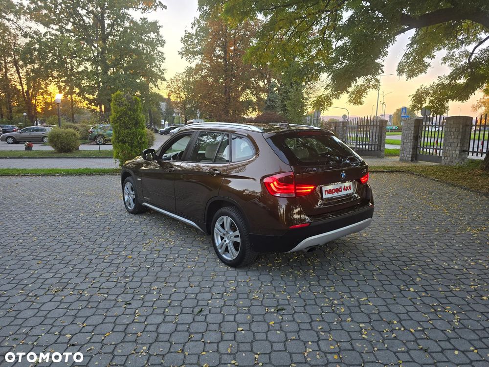 BMW X1 xDrive20d - 4