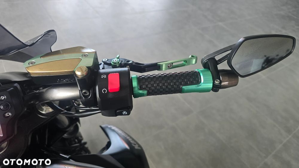 Kawasaki ER - 9