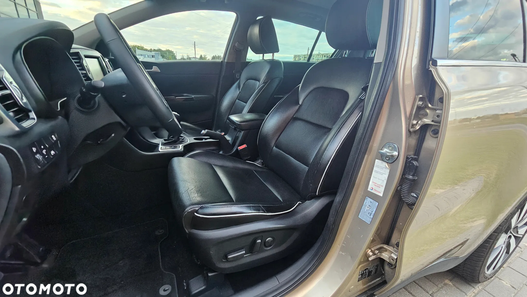 Kia Sportage 2.0 CRDI Business Line 4WD - 34