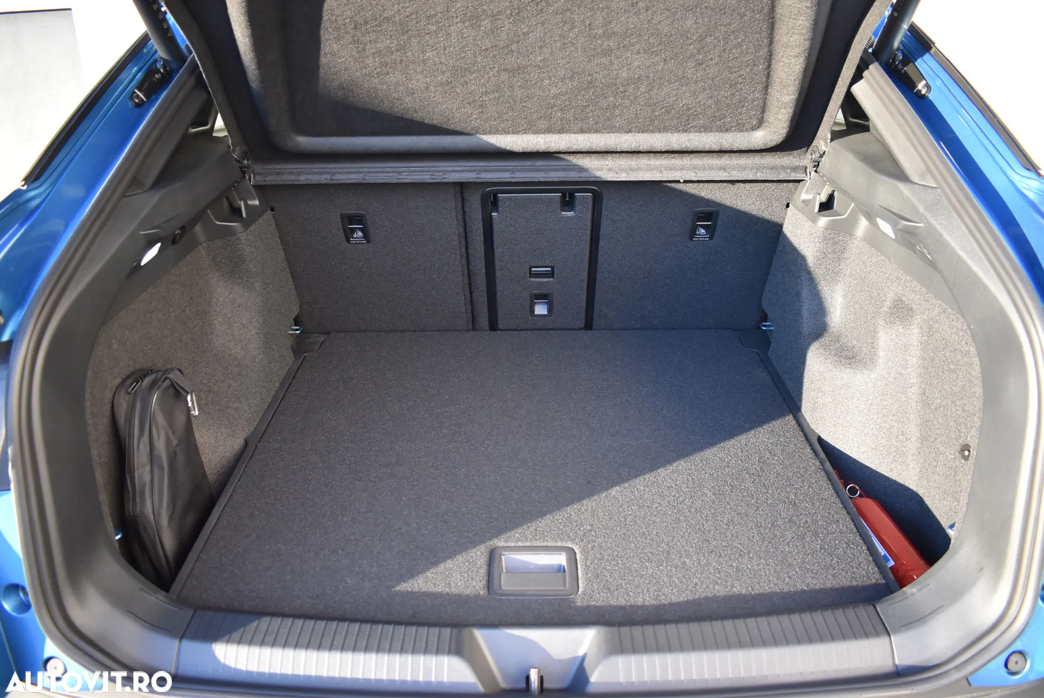 Volkswagen ID.5 77 kWh Pro Advanced - 28