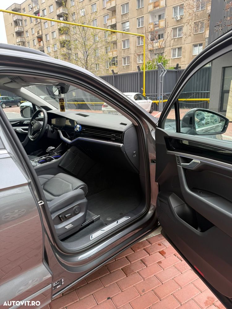 Volkswagen Touareg V6 TDI Elegance - 15