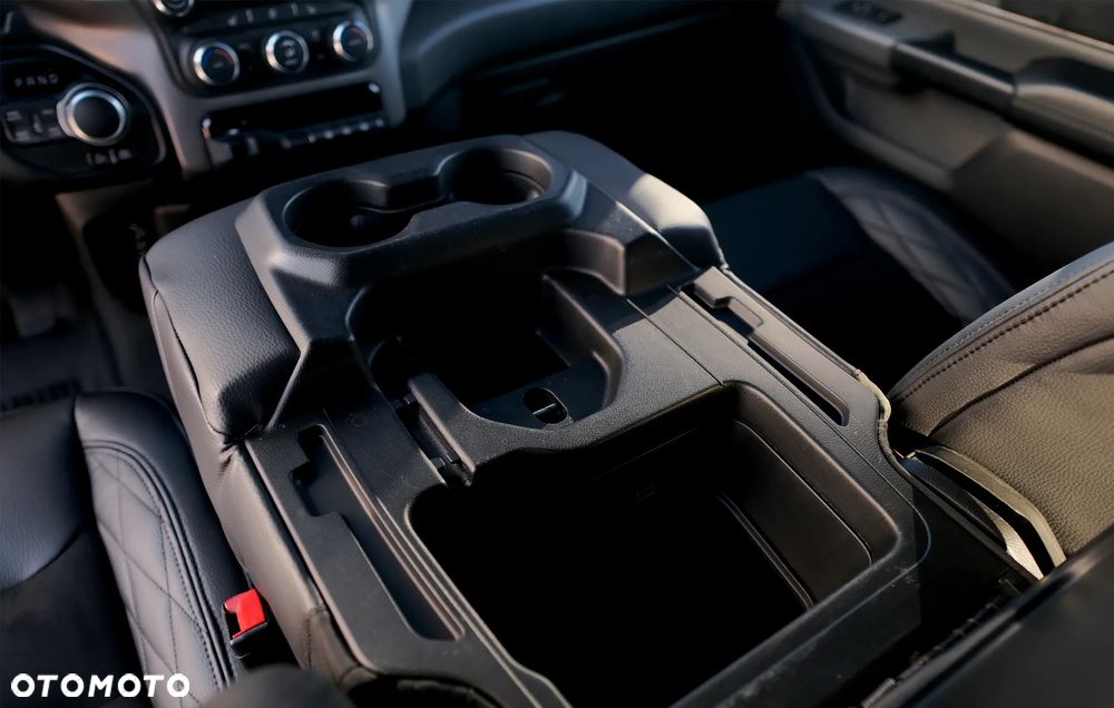 RAM 1500 5.7 Crew Cab Shortbed Bighorn Chrome - 28