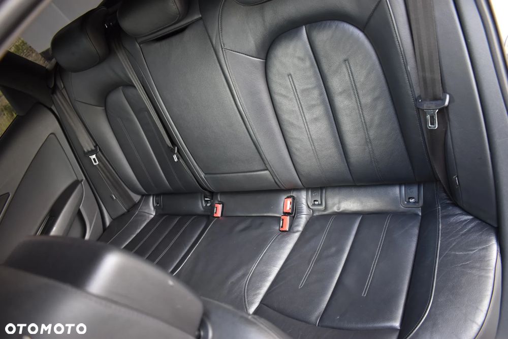 Audi A6 Avant 3.0 TDI DPF multitronic sport selection - 28