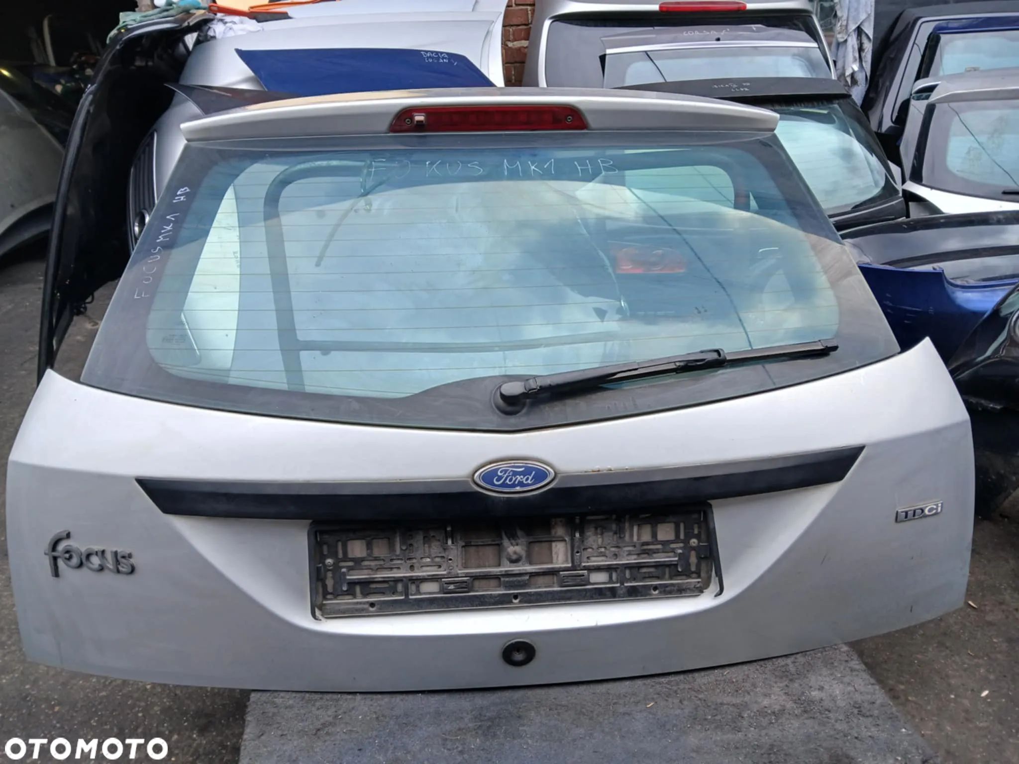 Ford Focus Mk1 HB Klapa bagażnika - 1
