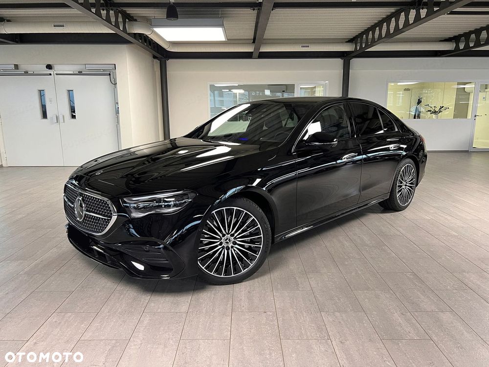Mercedes-Benz Klasa E 200 mHEV 4-Matic AMG 9G-Tronic - 2