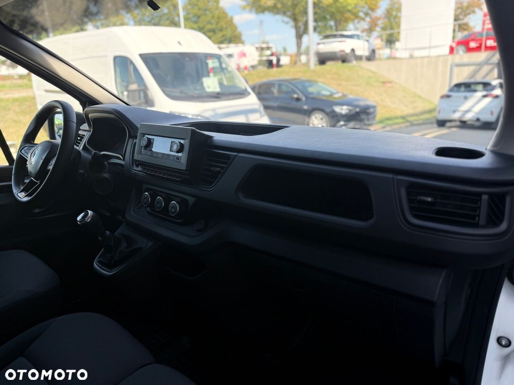 Renault Trafic Blue Grand Start - 25