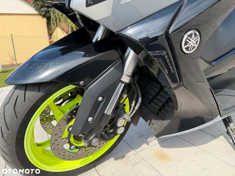 Yamaha Tmax - 11