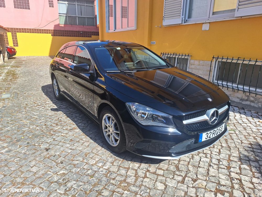 Mercedes-Benz CLA 180 d Shooting Brake - 3